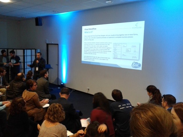 SamuelDeRycke's tweet image. Good to see @jan_vdv sharing his #salesforce #visualFlow expertise at @FTDreamin !