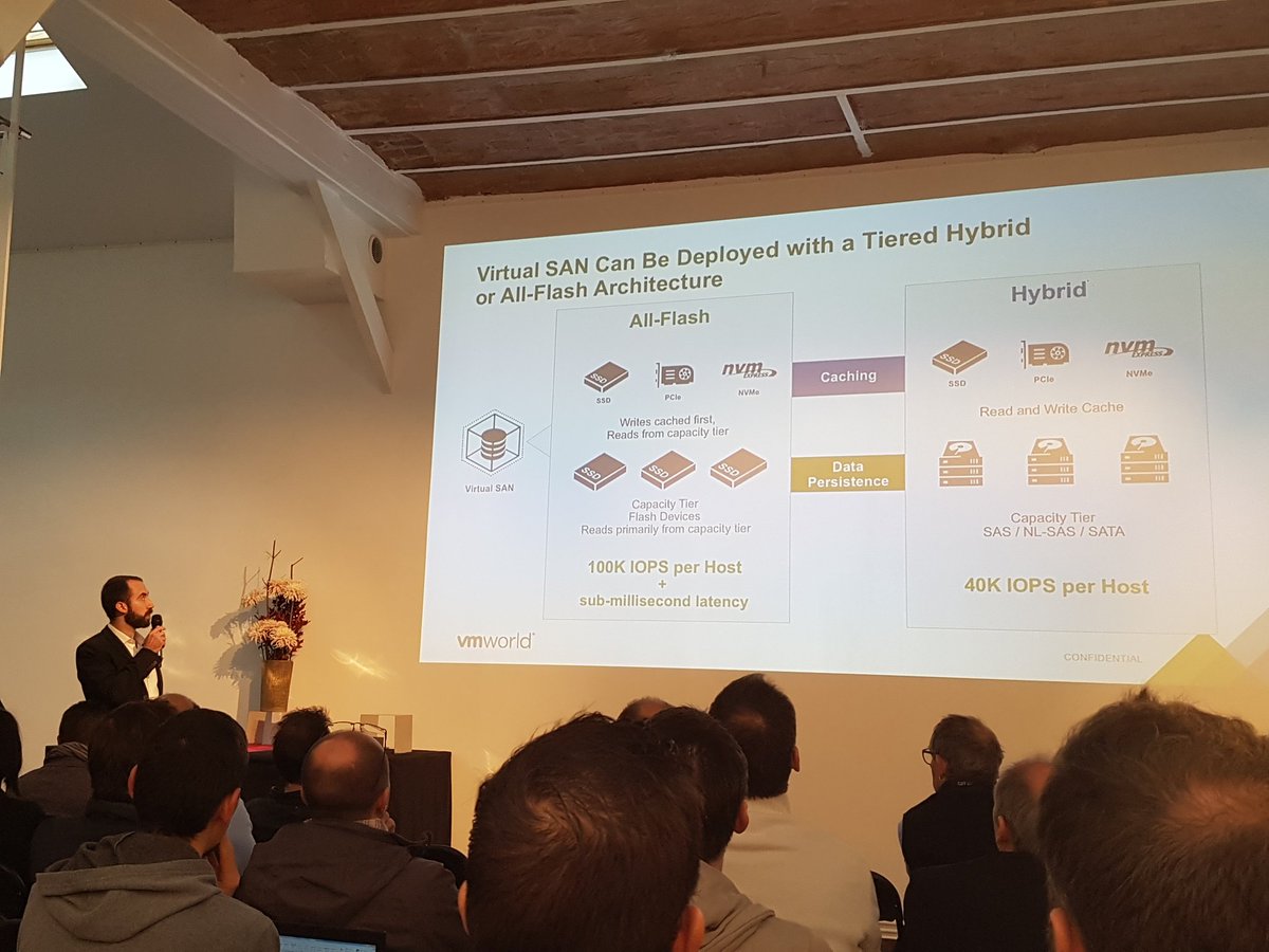 ivalet's tweet image. Sylvain Noirot on stage pour une session #vSAN au #clubdesexperts #VMware