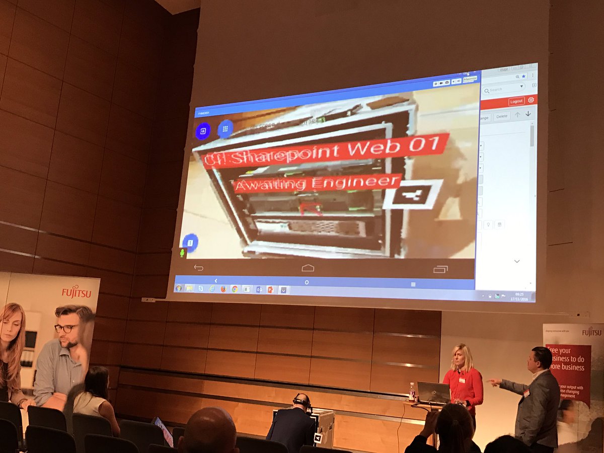 fujitsu_now's tweet photo. Driving innovation with VR and Capacity Management on the #servicenow platform #FujitsuForum https://t.co/BuuBAZIyAm