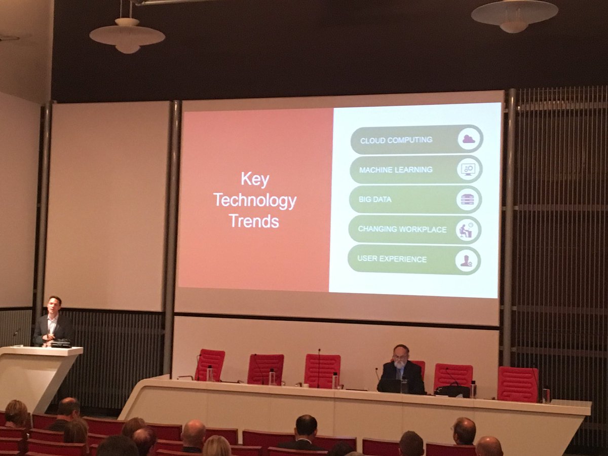SDL_Clem's tweet photo. Key technology trends in the translation industry #tc38 #trados2017 #tti https://t.co/6ros9jrPdr