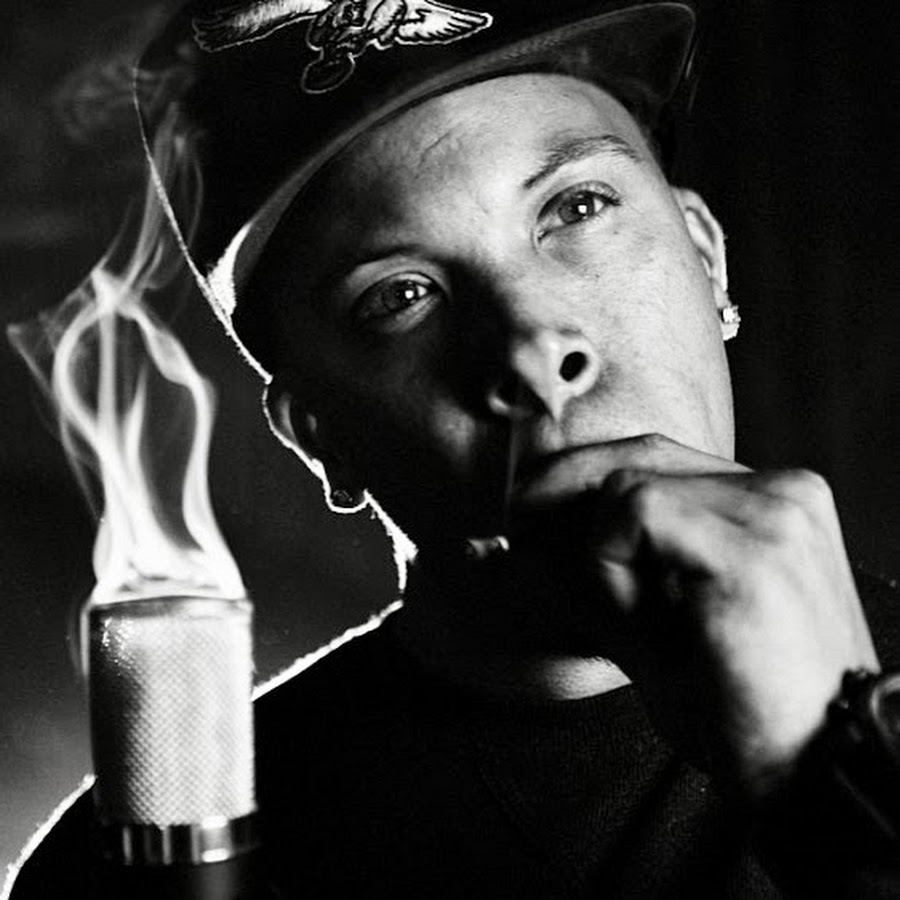 Demrick runway. Demrick. &quot;demrick&quot; &amp;&amp; ( исполнитель  группа  музыка  music  band  artist ) &amp;&amp; (фото  photo).
