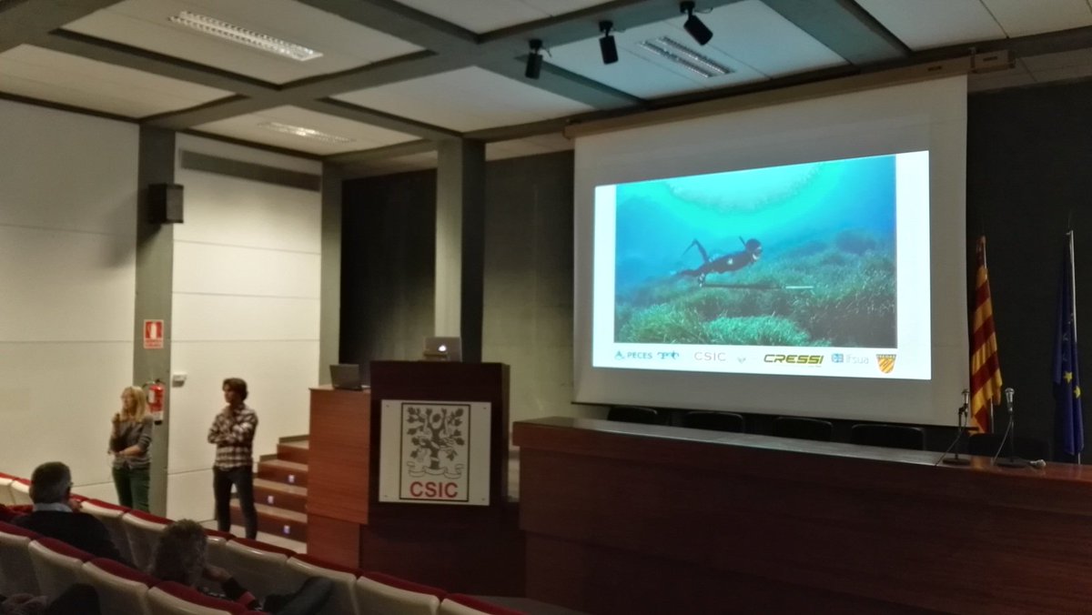 ifsua_community's tweet photo. La pesca recreativa en España.Presentación de @PecesProyecto de los investigadores A. Gordoa y J. Boada @mapamagob @CEABCSIC @PescaWWF https://t.co/mtyNo732LW