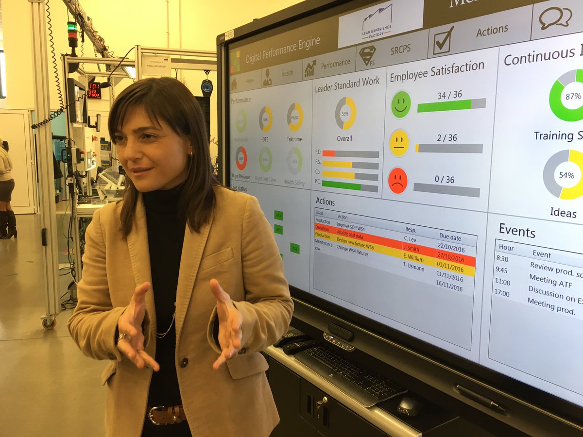 serracchiani's tweet photo. Con il ministro @CarloCalenda visita a LEF - #LeanExperienceFactory: scuola di formazione e diffusione lean management e industria 4.0 #FVG https://t.co/R8O07jO7Pl