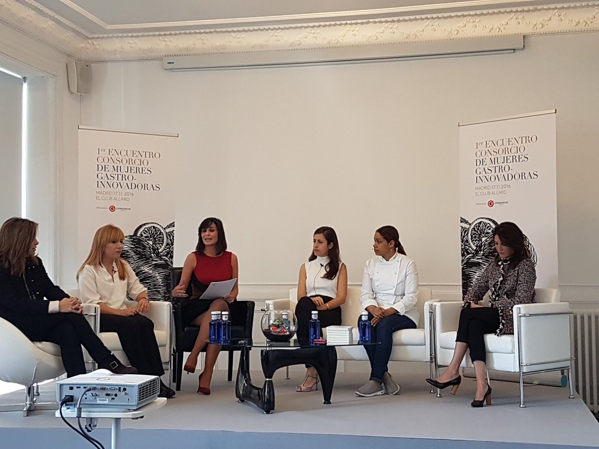Hoy en el 1er. Encuentro Consorcio de Mujeres Gastro-Innovadoras #tendencias #gastro #food (1)