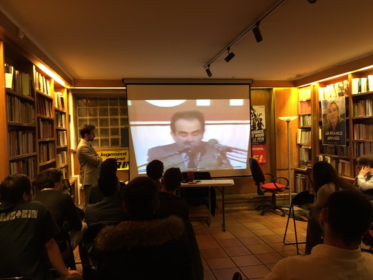 DavyRodriguez_'s tweet photo. Une soirée normale au Forum du @FNJ_officiel IDF.
Pour les 19 ans de la mort de G.Marchais, se rappeler de son message: non à l'immigration! https://t.co/tPBy19x01c