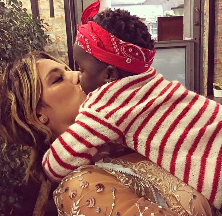 antifalgbtq's tweet photo. O amor é a força mais poderosa do mundo.  https://t.co/XPtzc2eUtK