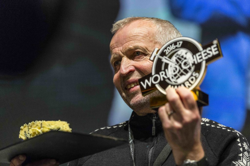 guildoffinefood's tweet image. Norwegian blue #cheese named World Champion at #WorldCheeseAwards bit.ly/2fjkYpV