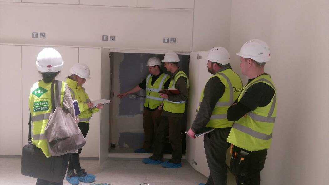 Modula_Electric's tweet image. Paul from @modula holding court during our @helvar lighting control demonstration in the National Gallery
#EasyPeasy