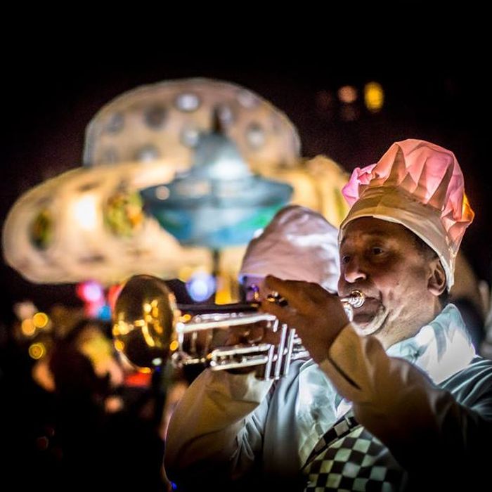 VisitCalderdale's tweet photo. The Lamplighter Festival takes place in Todmorden this Saturday! :) https://t.co/76ASWY2tkT @VisitEngland @Welcome2Yorks https://t.co/QyQJ2rOj5r