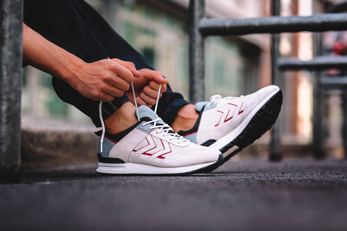 hummelhive's tweet photo. The Marathona II Premium is an authentic silhouette brought into the new millennium #hummelhive #hummel https://t.co/rtKMCtvoio