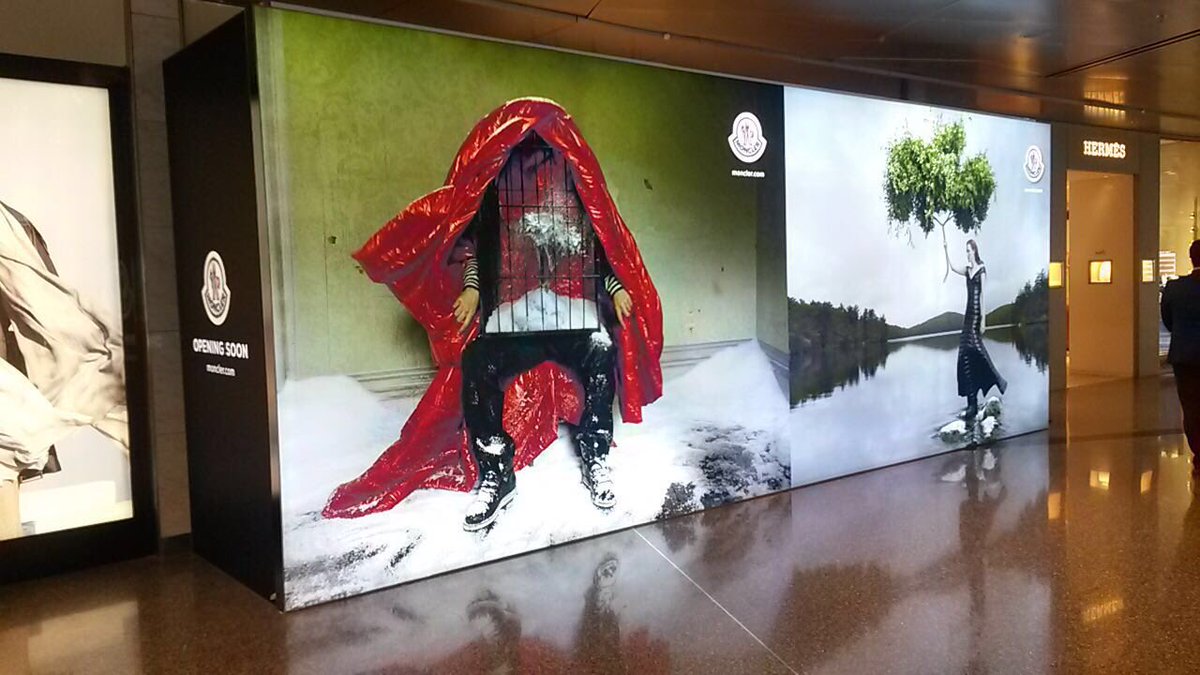 thelookqatar's tweet image. Brand implementation of an 8m long #SEGlightbox for #Moncler before the big reveal @HIAQatar. #lookatthepossibilities #retailsolutions