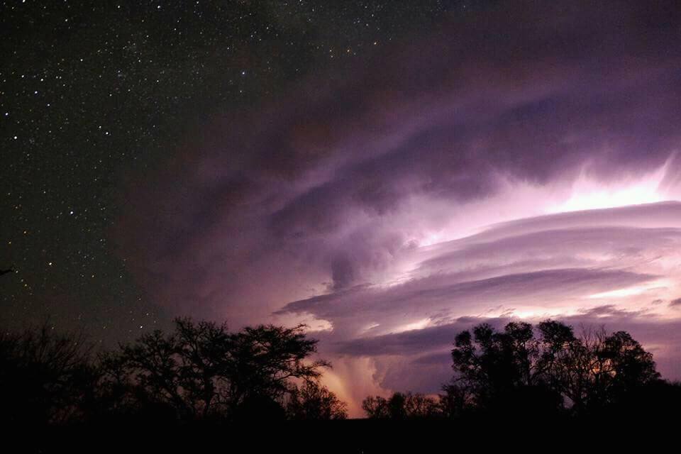 African_Explore's tweet photo. African Explorer Amazing Pictures

Stunning really awesome.

#WowBeautiful #AfricanExplorerSky #Amamzingsopretty https://t.co/lzN0Nq9XUL