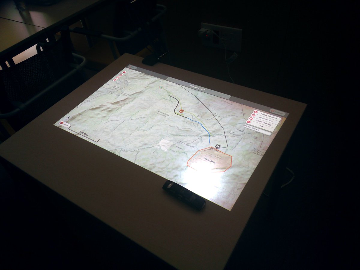 Juanpe_Seif's tweet photo. Jornadas #IIFF #Toledo #NewTechIIFF
#Simtable https://t.co/ugjZoJrnDH