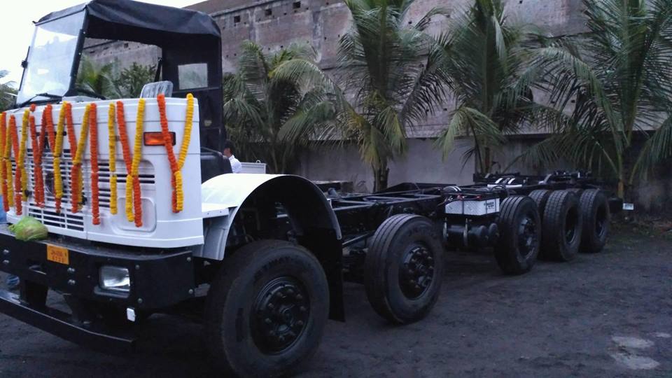 SaiSudhaMotor's tweet photo. first time tata lunch LPT3718 left axel in odisha .. first delivery in sai sudha motors pvt ltd https://t.co/gI5QcHMO19
