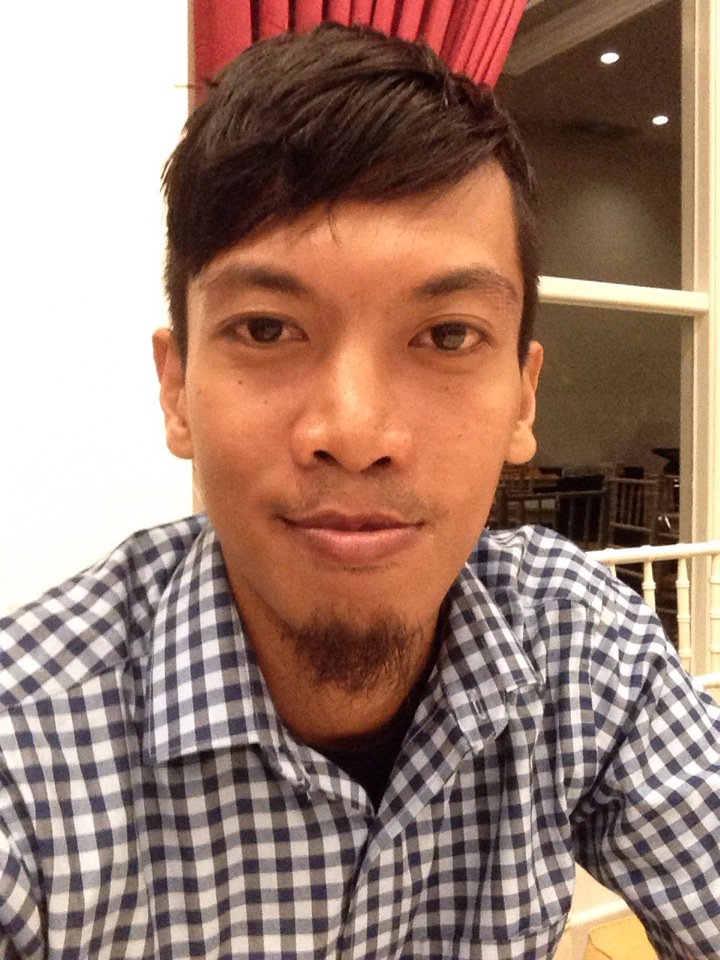 Ngamen dolooooo 🎸🎸🎸🎶🎶🎶 (@ Same Hotel) swarmapp.com/c/iv7KYlF0x49