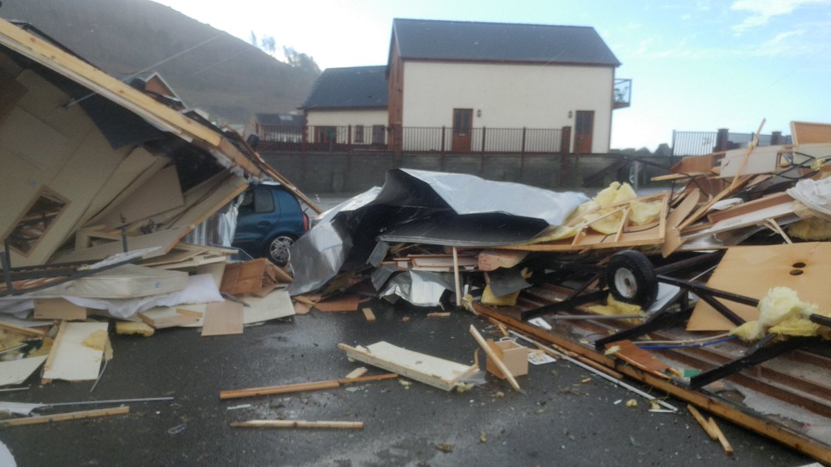 A warning for strong winds across #Wales until 5pm. There's even been a reported tornado in #Aberystwyth (via @thomasscarrott) #HeartNews