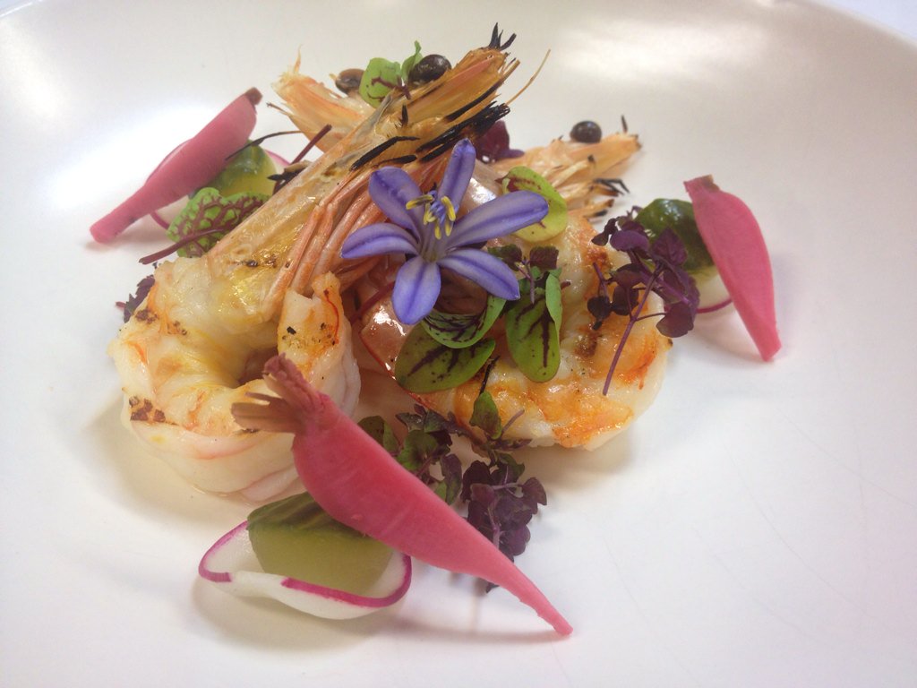 chef_seb_legros's tweet photo. King prawn/pickled vegetables #3weedsRozelles #foodies #sydney #chefs #foodporn #delicious #dining #restaurant https://t.co/PdbmL9CzXy