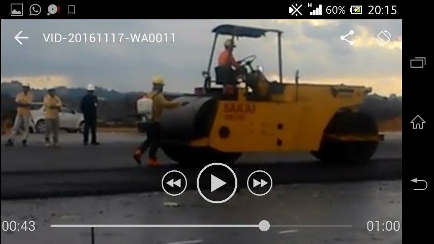 samarindalovers's tweet photo. Lanjut Pengaspalan Runway 2+125 Bandara APT. Pranoto (Bandara #Samarida Baru).
Sumber : IG Onizukarzoro https://t.co/CaXqHMSqcq