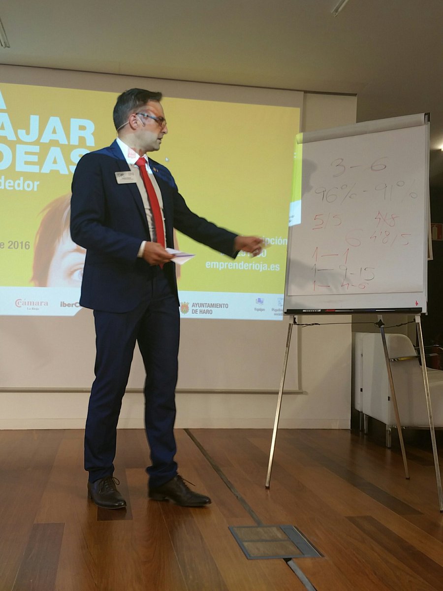 myr_iam's tweet photo. Andrés nos habla de cifras muy interesantes según trabajemos bien o mal y las recomendaciones o críticas que nos harán. #DiaEmprendeRioja https://t.co/QBkbJJgzg0