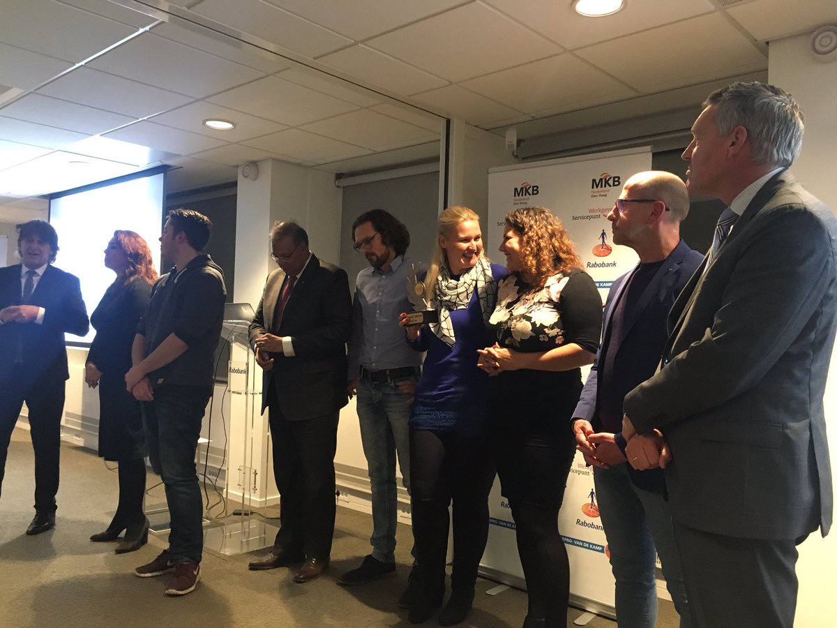 robjoosten's tweet photo. @RaboRegioDH en @MKB_DenHaag en #werkgeversservicepunt partner bij het project #jongerenindelift. https://t.co/KcjBCoEeFn