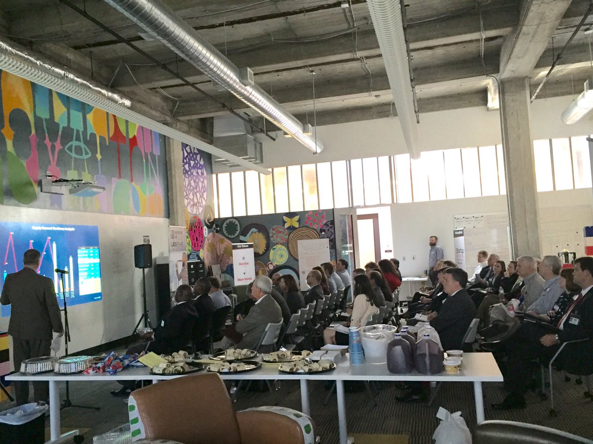 techhirebham's tweet image. Bham educators &amp;amp; employers @innovationdepot @UABiLab talk #techhire recruitment &amp;amp; training. Want a tech job in Bham? techhire.careers