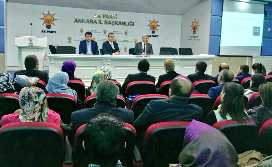 akgenclkmamak's tweet photo. @AkpartiAnkara  'nın düzenlediği 
"Türkiye Başkanlık Sistemi ve Yeni Anayasa Yolunda" konulu Ufuk Sohbetleri programına katılım sağladık. https://t.co/b85yQUfNNp
