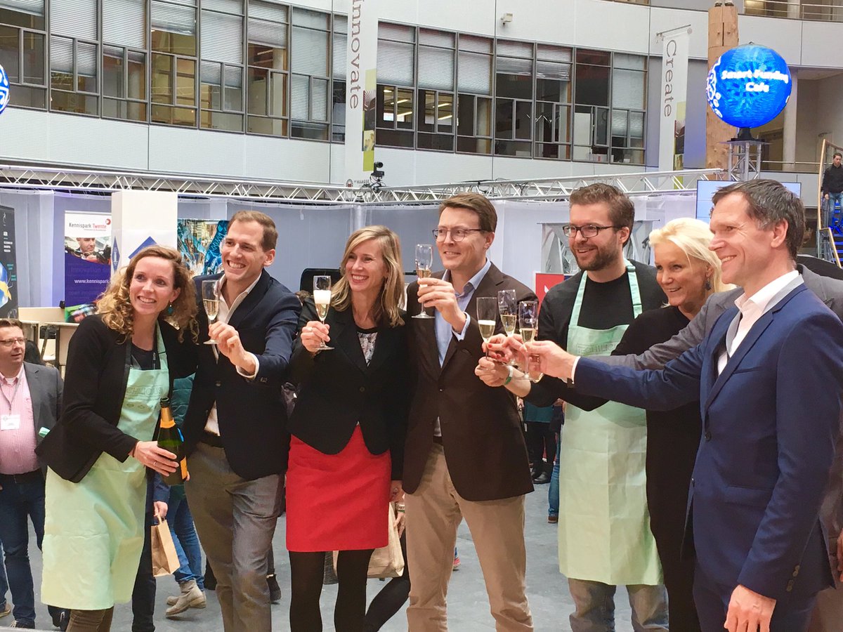 Techleapnl's tweet image. Launching @techiliciousNL 2017, great example of matching corporates and startups! #launchingcustomers, keep an eye on techilicious.nl