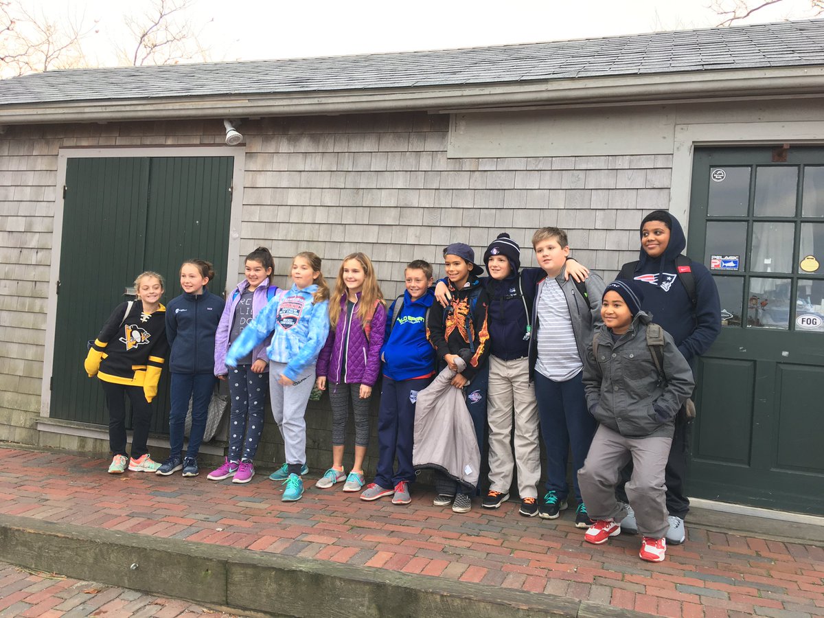 Forest_NNS's tweet photo. Heading to Boston with the 5th grade. Overnight at the Science Museum! https://t.co/nvsUaKsy0G