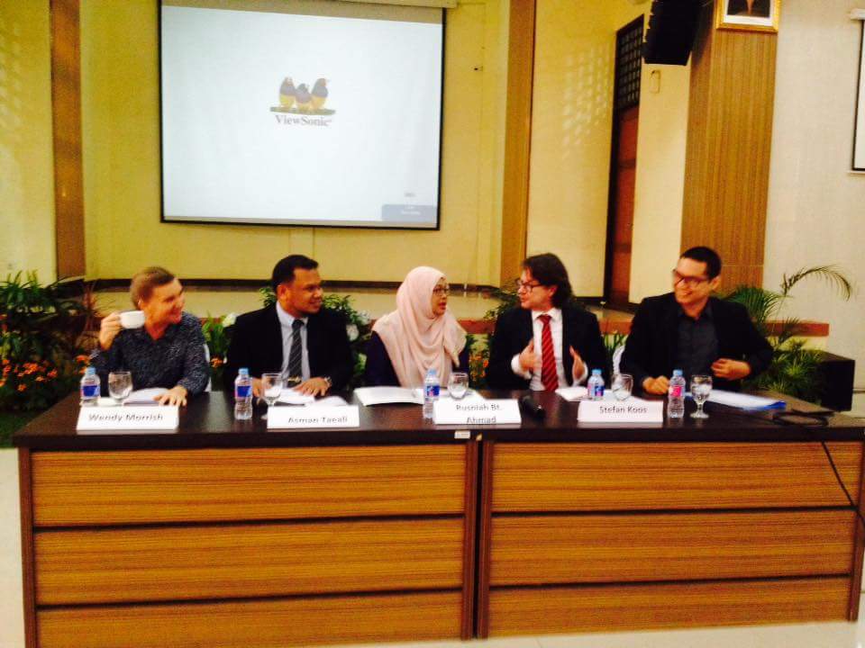 babseacle's tweet photo. Great session @ Indonesian Legal Philosophy Association (AFHI) 2016 Conference 'Antinomy of Law-Pluralism or Integration #babseacle #seaclea https://t.co/fx02XnwFBQ