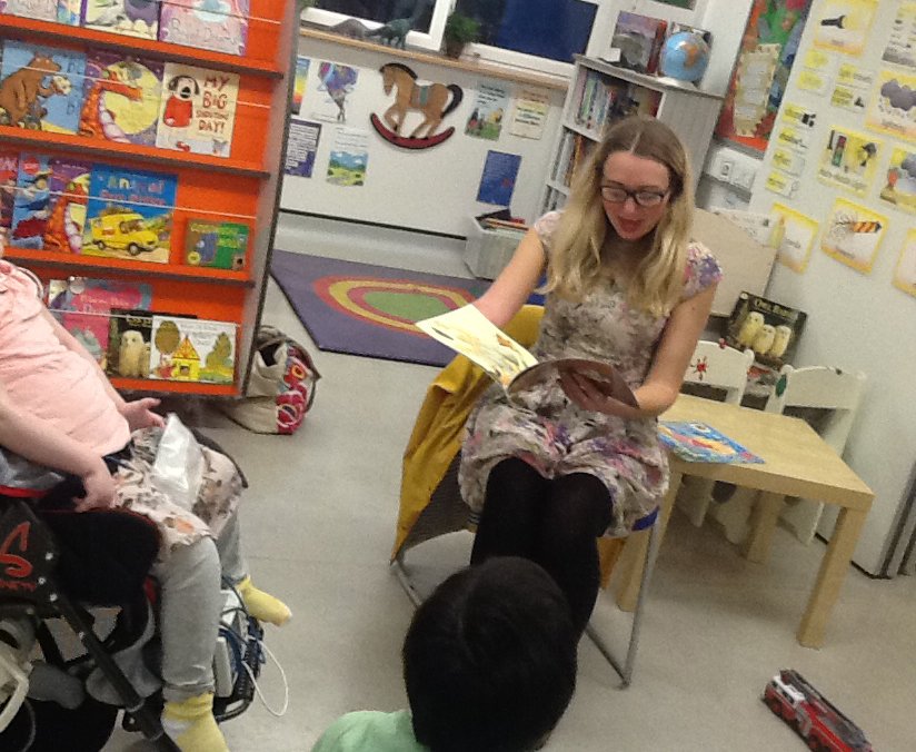 RT @GOSH_School: Thank you <a href="/cerrieburnell/">Cerrie Burnell 🇺🇦</a> &amp; <a href="/ReadathonUK/">Readathon</a> for another lovely storytelling session with our young learners!
