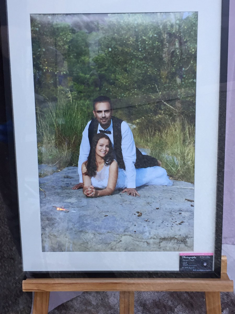 PhilipMaesRadio's tweet photo. Wedding photography in the Ardèche is quite different sometimes. https://t.co/M4yu9ka3MP