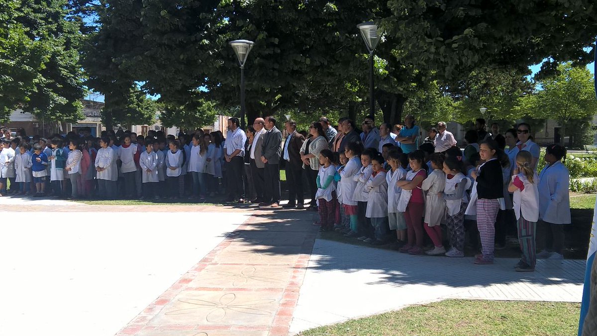 Munirivadavia1's tweet photo. Feliz cumpleaños Fortín Olavarría!!! https://t.co/VyuApqaajq