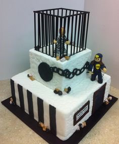 BenOrrsk's tweet photo. #prisoncake #gosaskedge https://t.co/AwLPOn1JH4