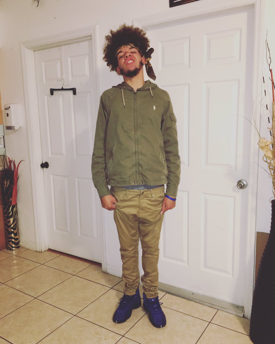 Sarasota_Made's tweet photo. Cause It's My G Day 💪🏽 #19 https://t.co/m7UAkfBAer