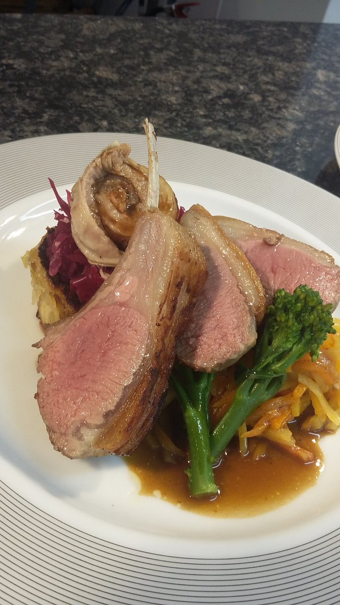 CafeApron's tweet photo. Beautiful lamb from start to finish 😍🐑 https://t.co/XvMamBYvlr