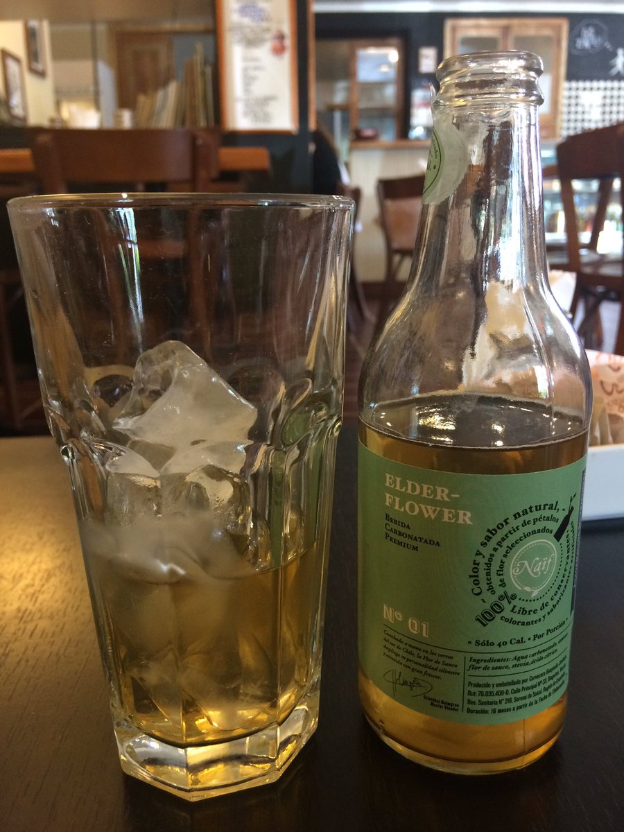 berniap's tweet photo. Una bebida @Naifdrinks esperándote Pauli 🚲 ahora @cafezanelli @SaoMane https://t.co/dNpCOHtqbo