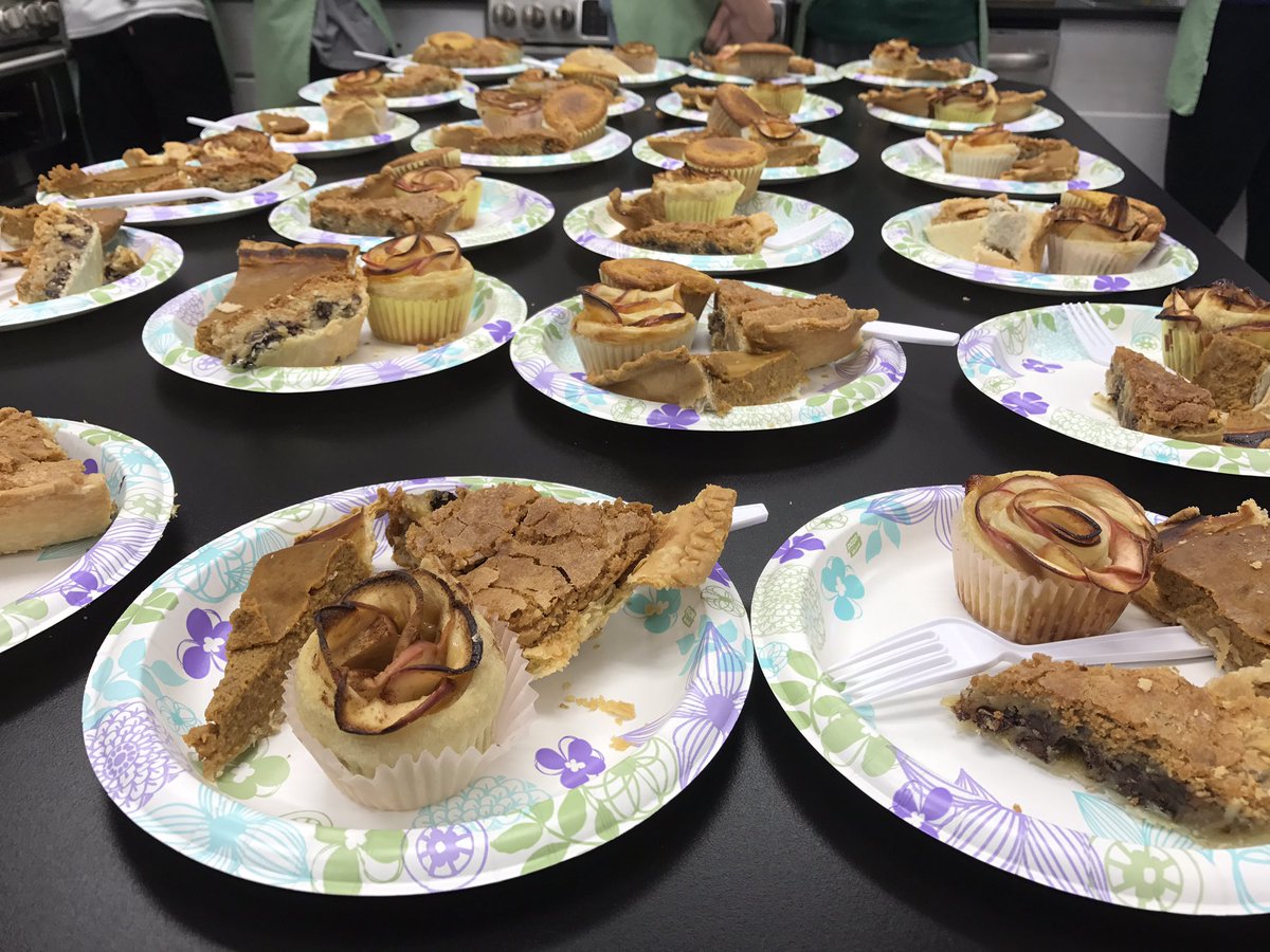 RocketsCulinary's tweet photo. It's practically feast day in Culinary today!!! So proud! Thanksgiving recipes are well under way! https://t.co/H4ttfN0ntI