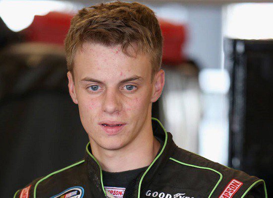 NASCAR DRIVER JOEY GASE TO FACILITATE MEETING BETWEEN DONOR FAMILY AND KIDNEY RECIPIENT AT… rguimera.wordpress.com/2016/11/17/nas…