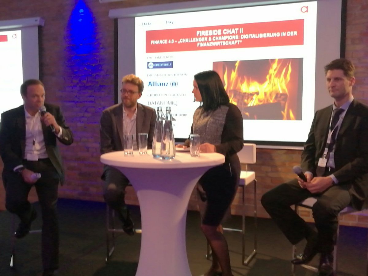 WIngenieur's tweet photo. Christoph Gabath @DATANOMIQ, Dr. Tim Thabe @creditshelf und Dr. Andreas Braun @Allianz über den digitalen Wandel im #Finanzwesen #DLD2016 https://t.co/CnUPkkGGpP