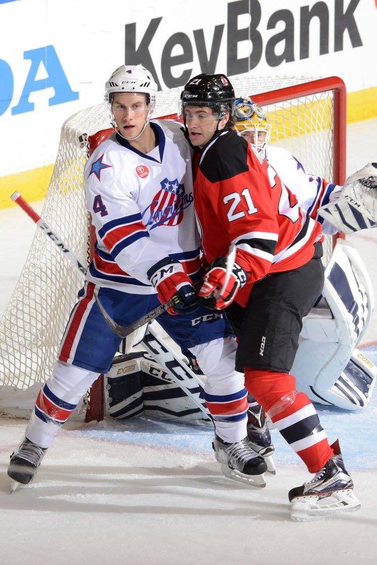 The Sabres have recalled defenseman Taylor Fedun from <a href="/AmerksHockey/">Rochester Americans</a>. bufsabres.co/QYgk9y

He will wear #38.