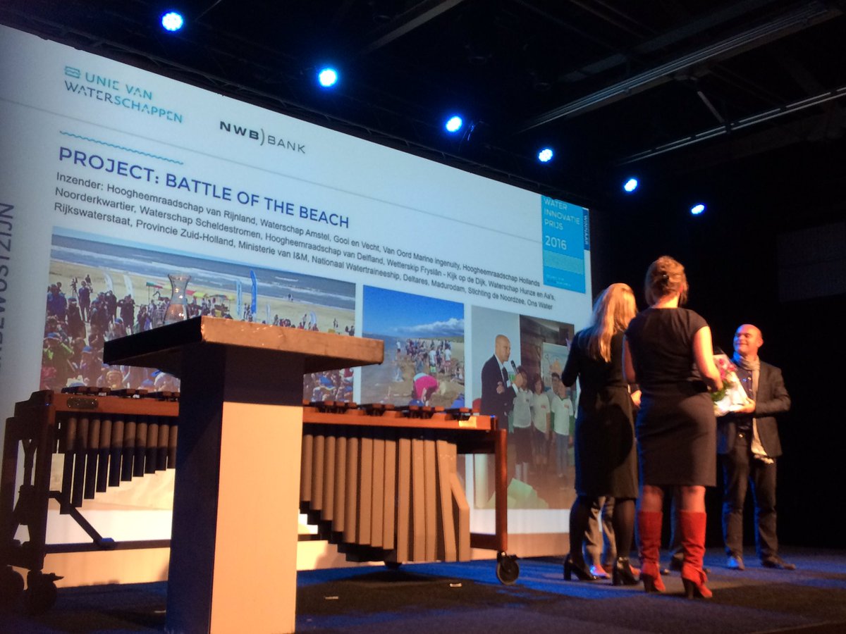 waterschappen's tweet photo. In de nieuwe categorie #Waterbewustzijn wint @thebeachbattle #Waterinnovatieprijs o.a. @Waternet @waterschapagv https://t.co/Pnuwp9Bs2M