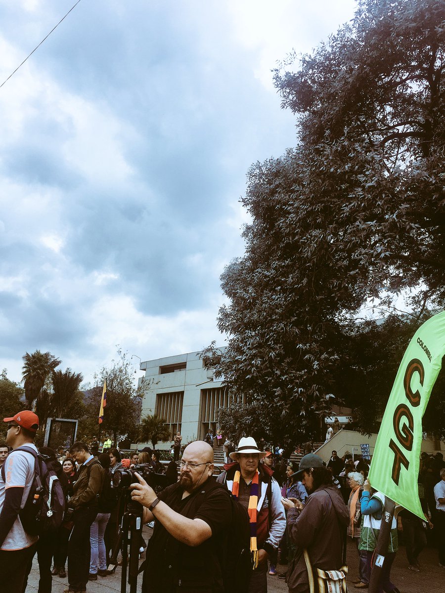 AnaCataHerrera's tweet photo. @cgtcolombia1 y mov sociales Presentes en la movilización contra reforma tributaria #notributaria #NO #ReformaTributaria https://t.co/rB6t8H3Ble