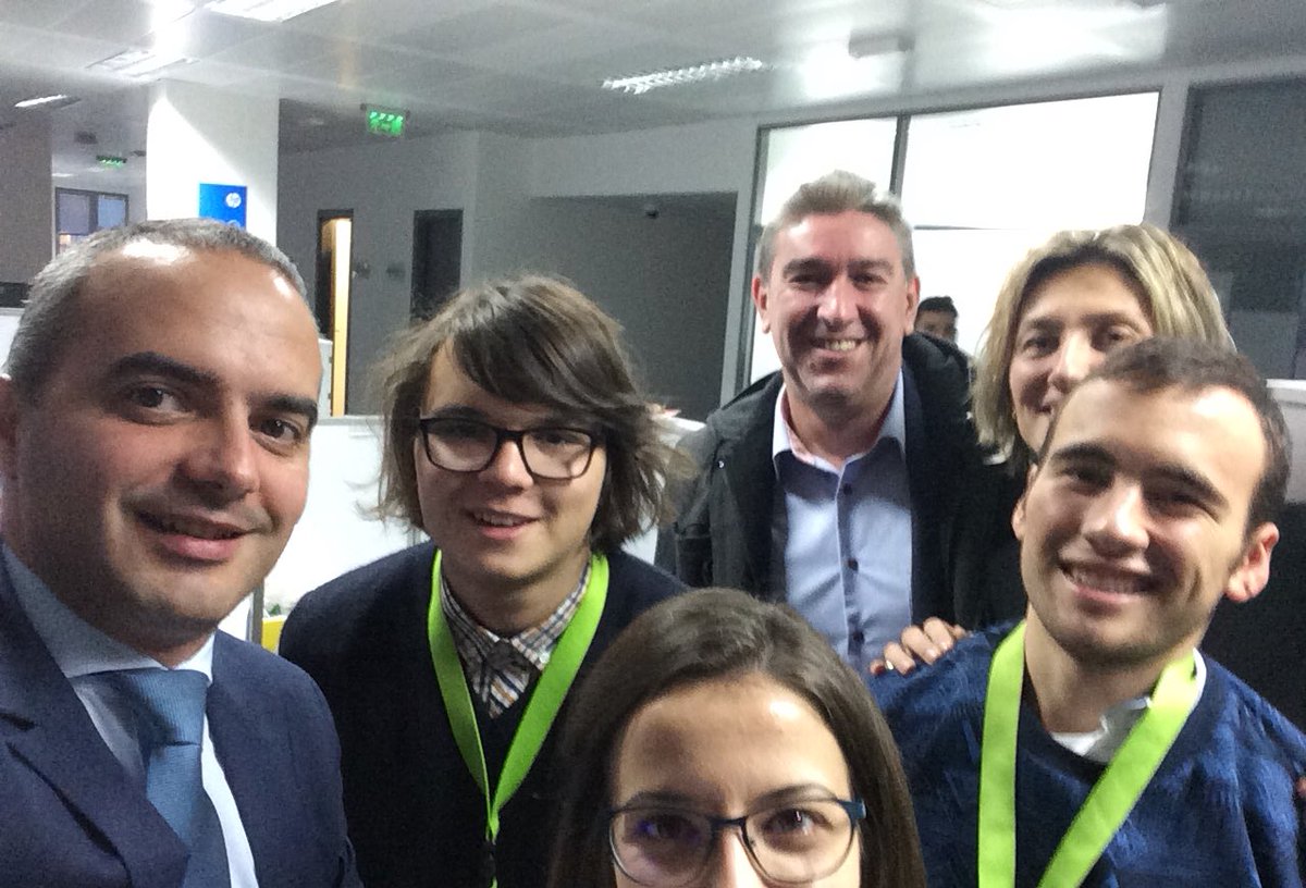 Happy faces at the end of the #ManagerForADay project at #HP #Bulgaria! <a href="/ZaharievPeter/">Peter Zahariev</a> <a href="/AsenGeorgiev_HP/">Asen Georgiev</a> #lifeathp #hpproud