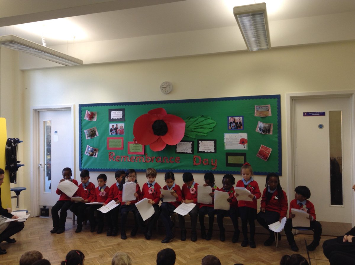 Last week 1A and 5W presented very moving assemblies about Remembrance Day and why we commemorate it.