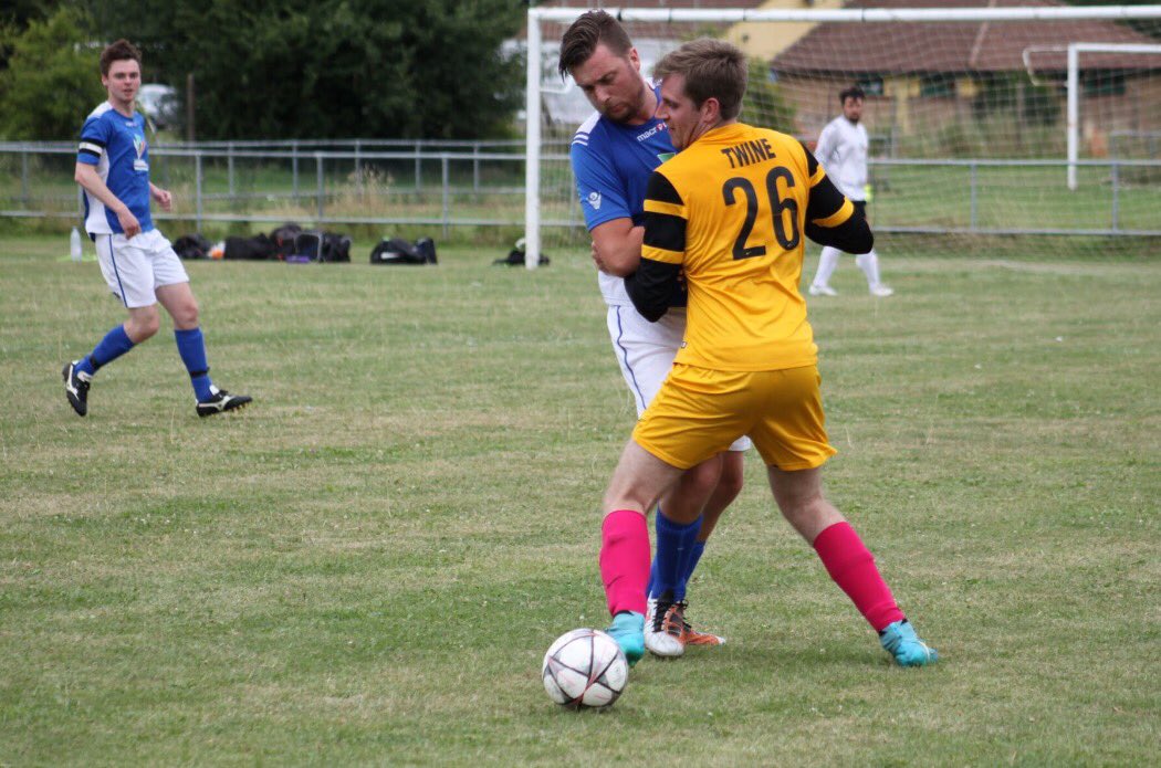 FCWormWood's tweet image. Next up for @MustardWorms 

⚽️ @kingswoodathfc 
🏆 League
📍 Stadio De Rec
📅 20/11/16
⏰ 10:30

#COYW #MW