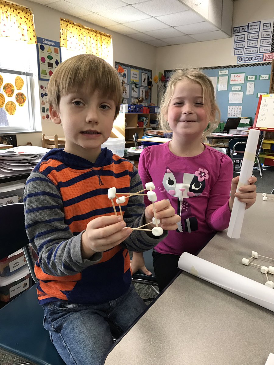 aprilb1971's tweet photo. Building 2D and 3D shapes with marshmallows! #prekindergarten @PennyRoadES https://t.co/0ukyqExM30