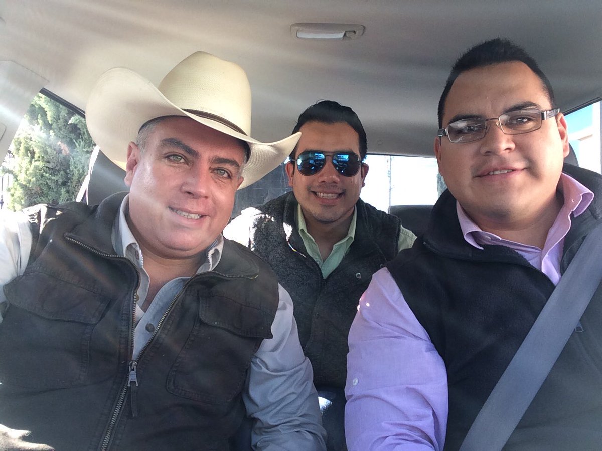 DEL3Conaza's tweet photo. Iniciando Gira de Trabajo en #RamosArizpe. Supervisión de Obras #PRODEZA! #Coahuila https://t.co/NVu6xwiYHy