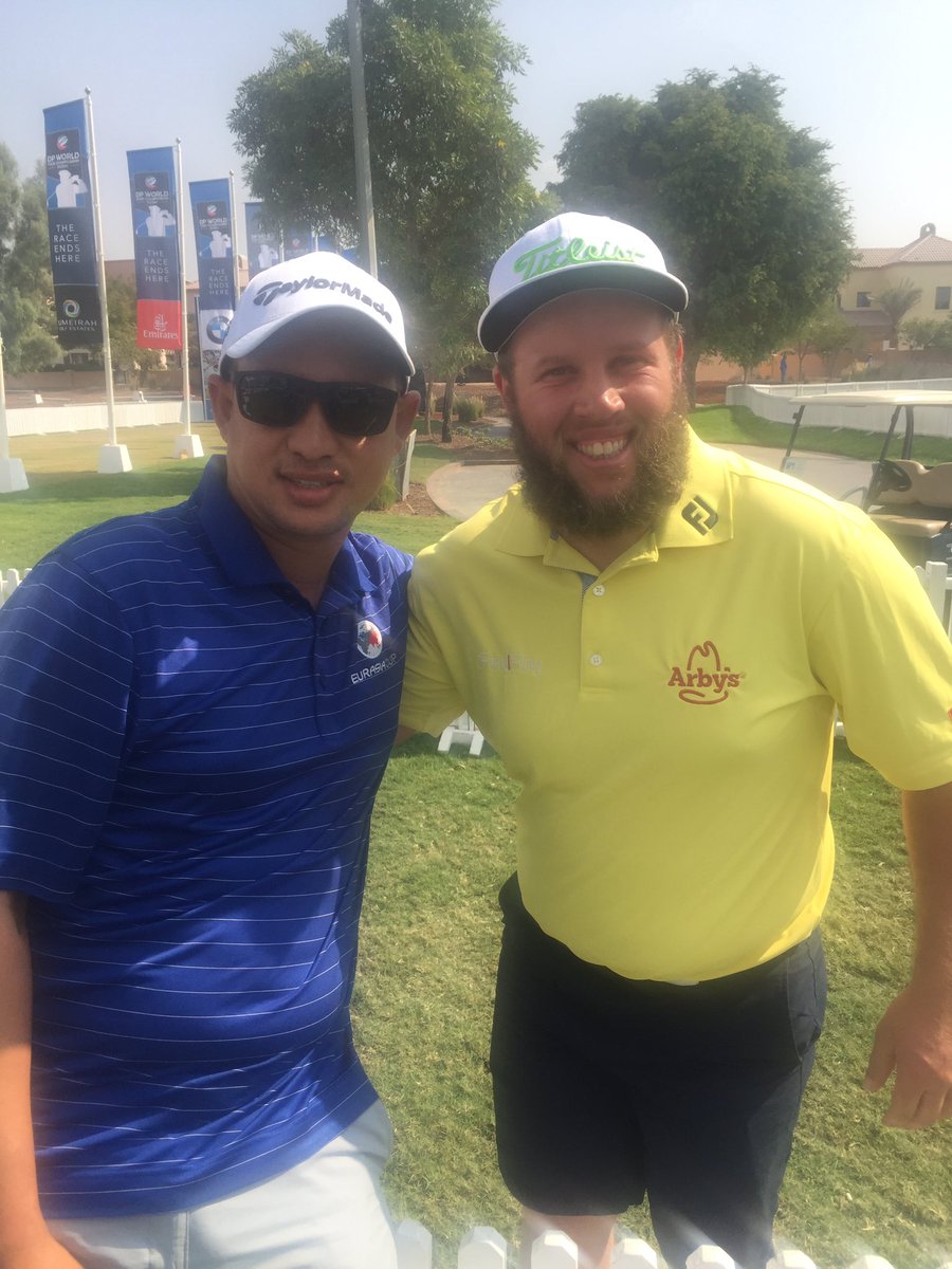 Met the <a href="/BeefGolf/">Andrew 'Beef' Johnston</a> yesterday. Have to admit he was medium rare today🐃