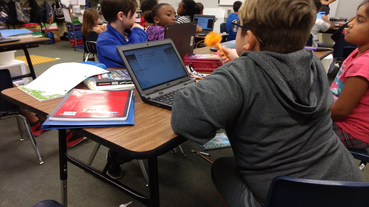 KristinaSnow71's tweet photo. Great things happening with technology Instructional integration in @RoundRockISD. @lannon @uselmanj @autumn_hebert @RRISDSosa https://t.co/CKmTMbpFWA