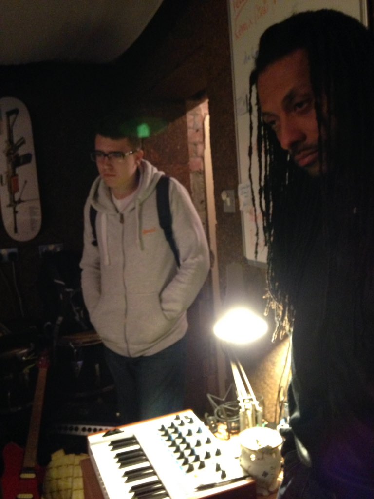GrassrootsCF10's tweet photo. Recording our young people's written pieces of #poetry #spokenword with our brother Kris from #TheSignalBox #creativewriting https://t.co/CtR3pCxtiR